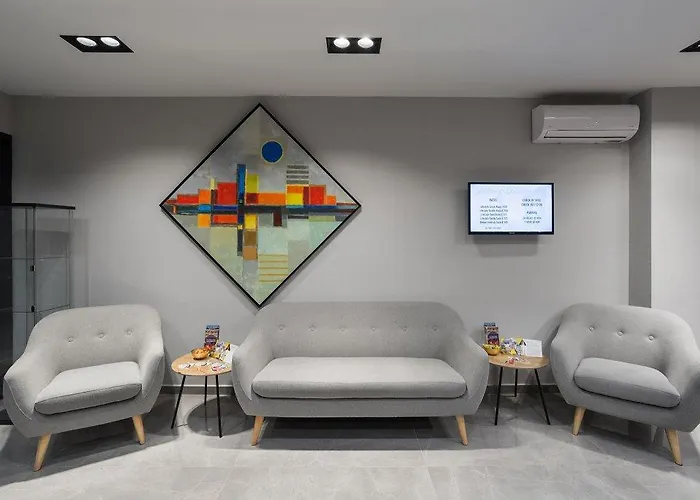 أثينا سويتس