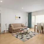 أثينا سويتس فندق