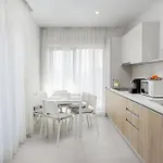 أثينا سويتس فندق 4*