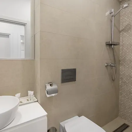 Hotel Athina 4*