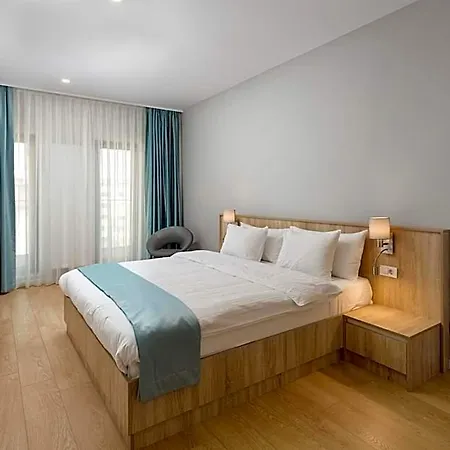 Hotel Athina