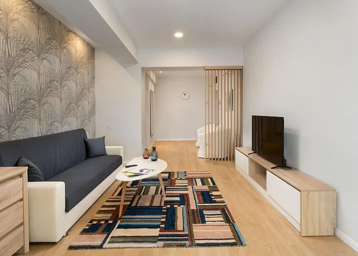 Athina Hotel 4*