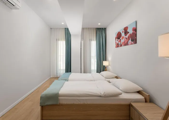 Hotel Athina 4*