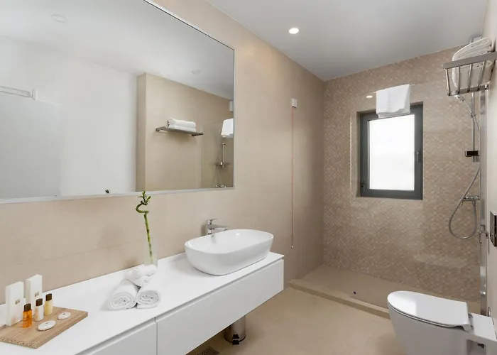 Athina 4* Бухарест